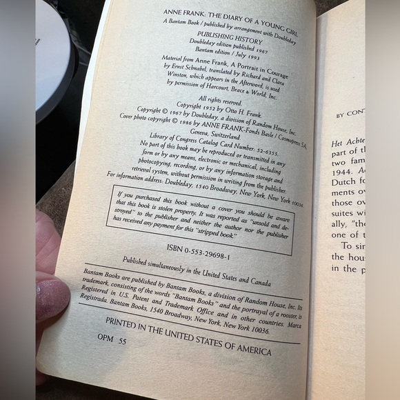 The Diary of a Young Girl by Anne Frank Memoir Vintage 1993 on banned book list - Picture 13 of 17